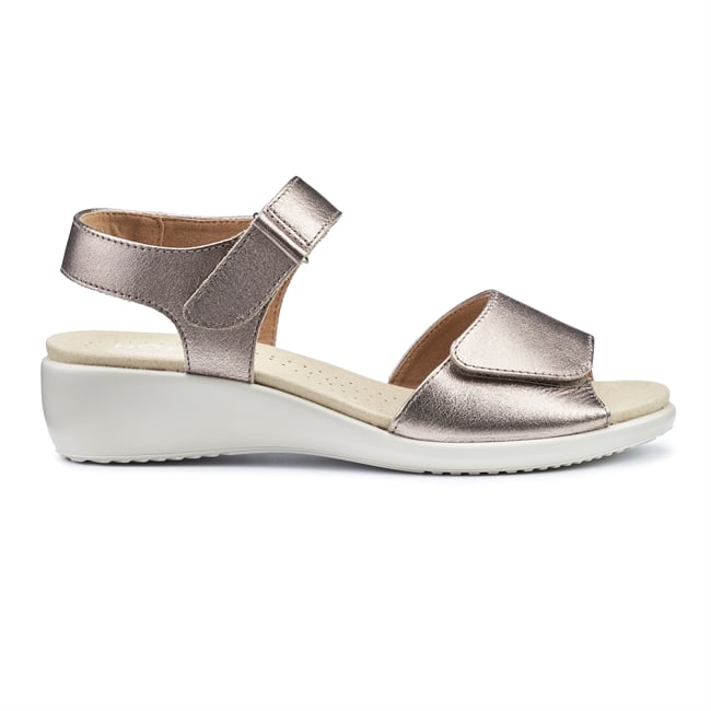 Iyla Sandals