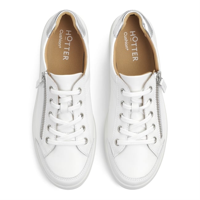 Chase II Sneakers