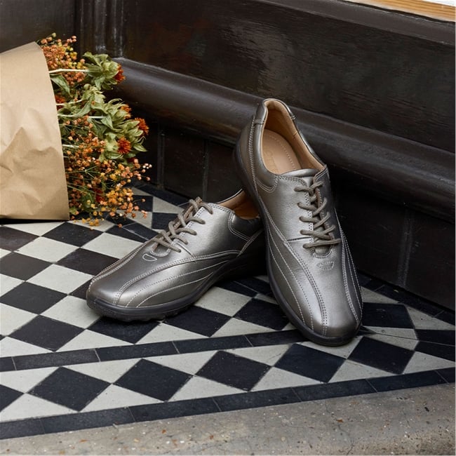 Tone II Shoes