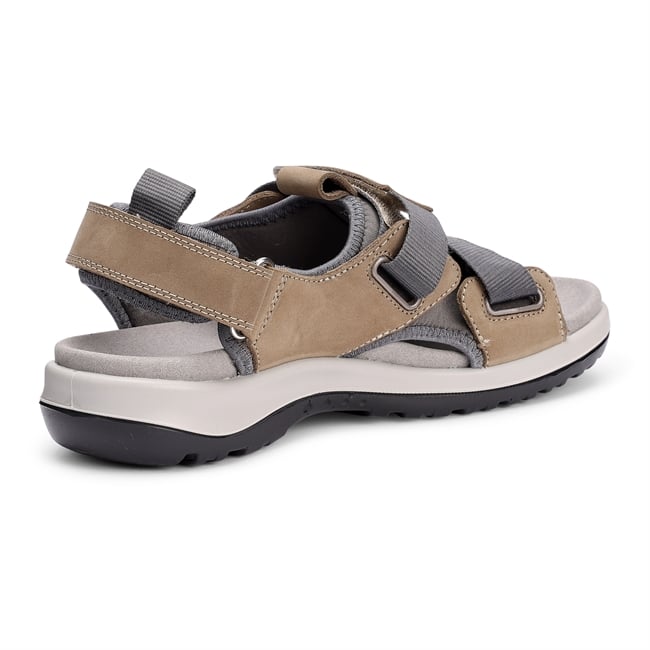 Pursue Sandals