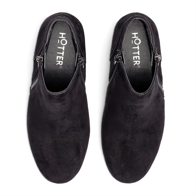 Avebury Boots