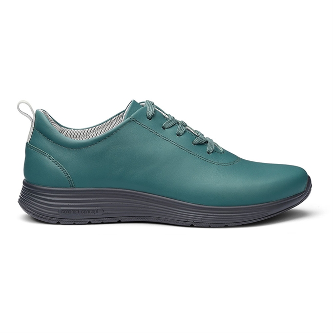 Cosmos Trainers