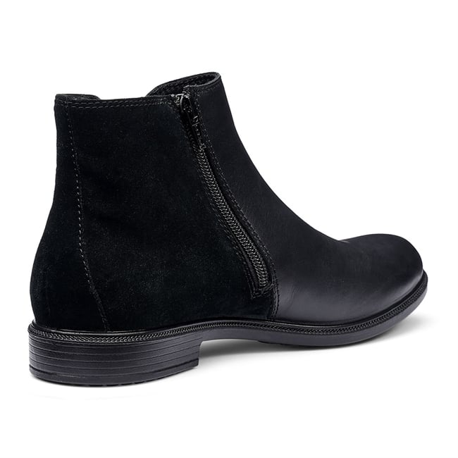 Tenby Boots