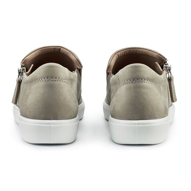 Daisy Trainers