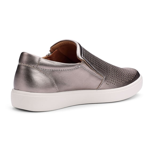 Daisy Trainers