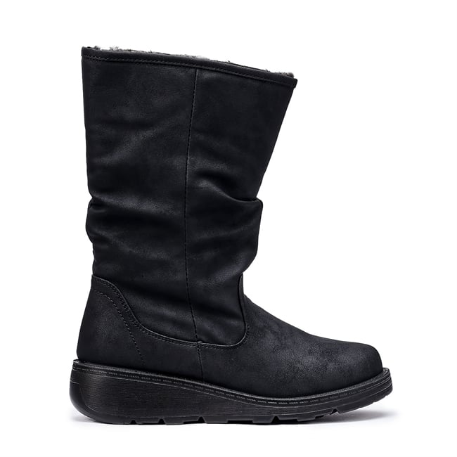 Della Shoes