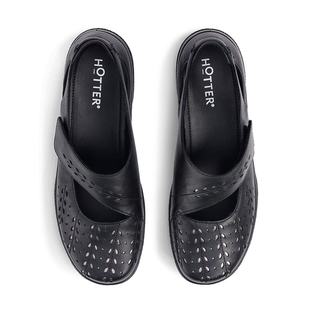 Daphne Shoes