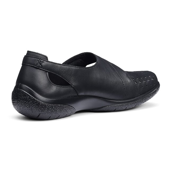 Daphne Shoes