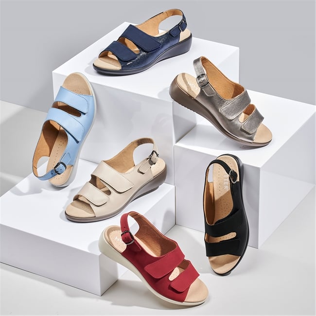 Easy II Sandals