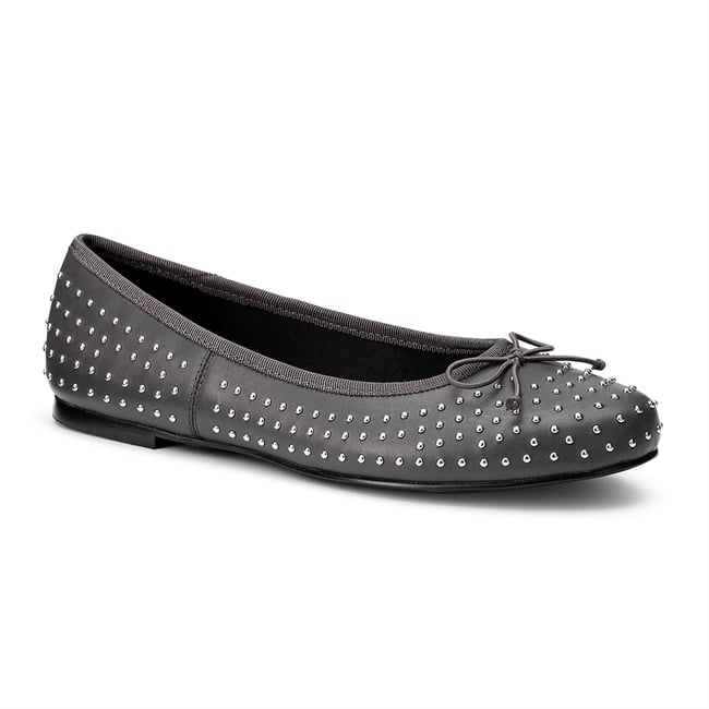 Ebba Shoes