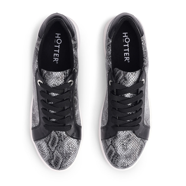 Eve Trainers