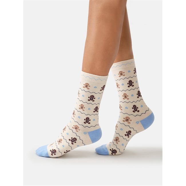 Gingerbread person socks