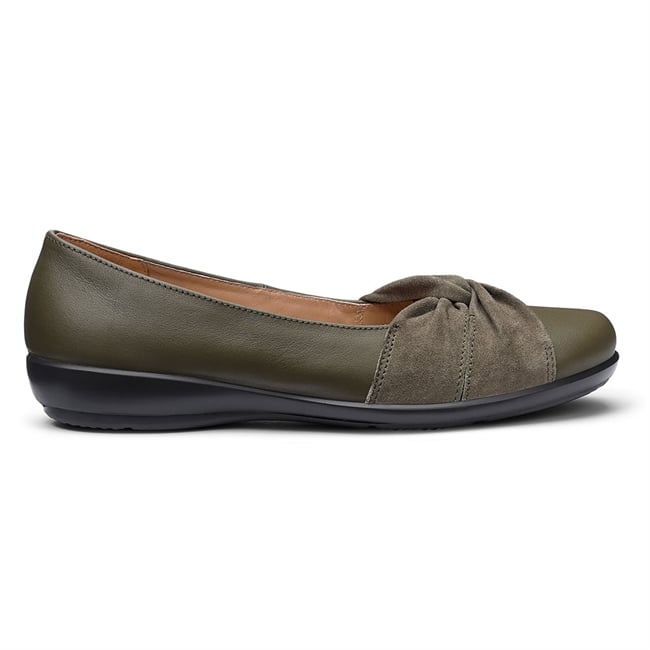 Lark Shoes