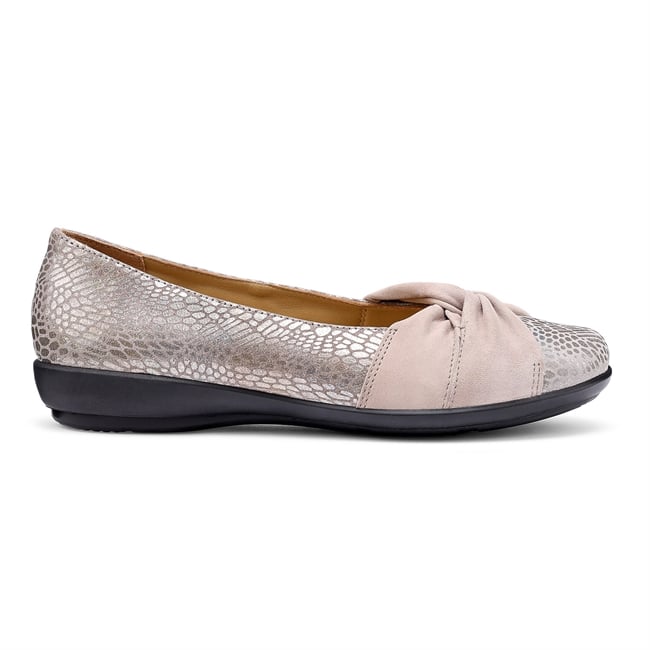 Lark Shoes