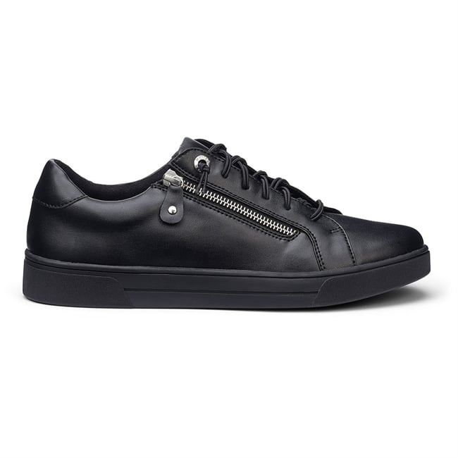 Leonie Trainers
