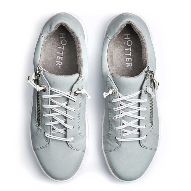 Leonie Trainers