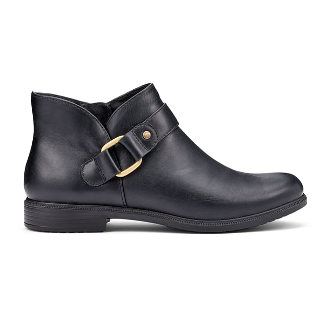 Linton Boots