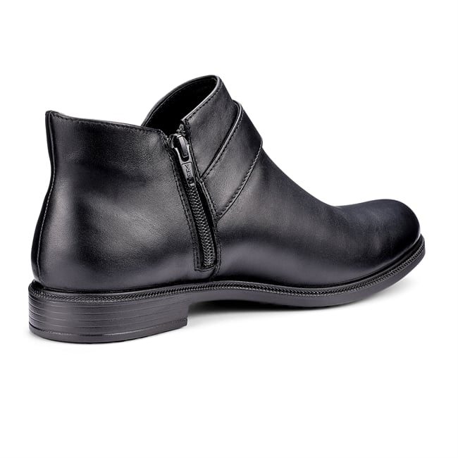 Linton Boots