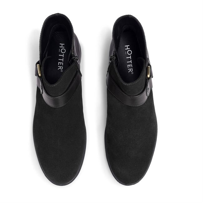 Linton Boots