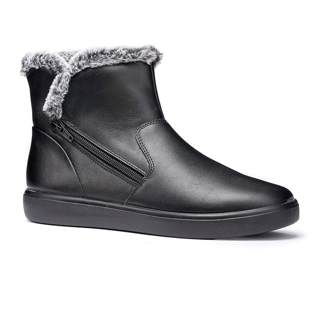 Manor Boots