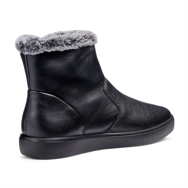 Manor Boots