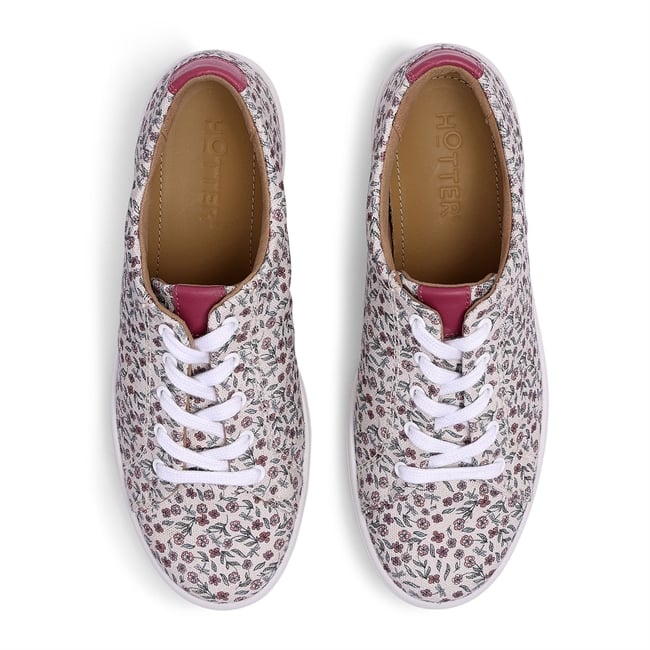 Molly Trainers