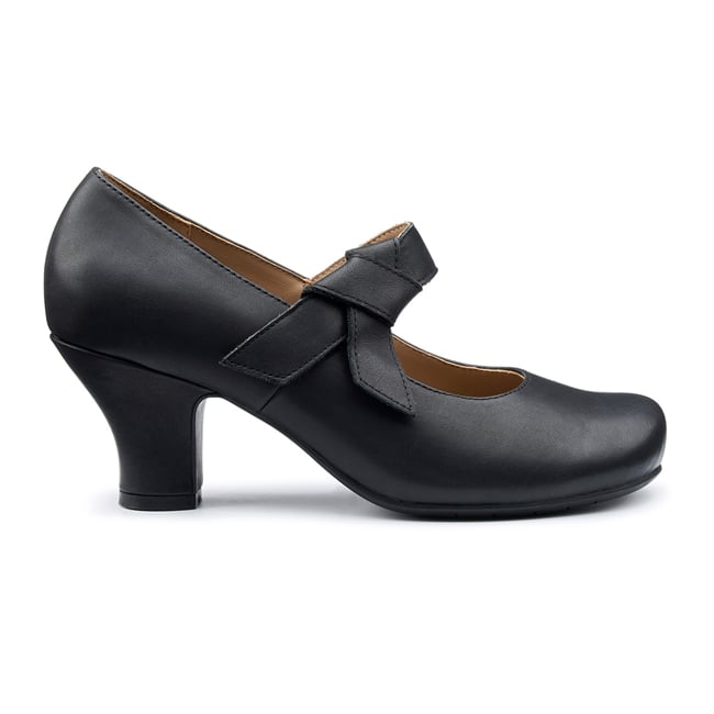 Paso Heels