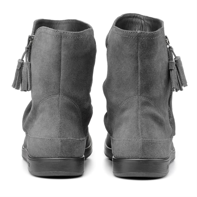 Pixie III Boots