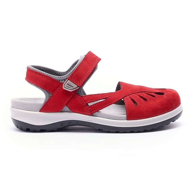 Quest Sandals