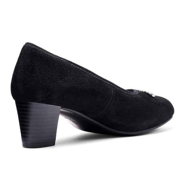 Strut Heels