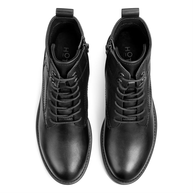 Surrey Boots
