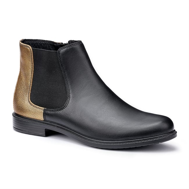 Tenby Boots