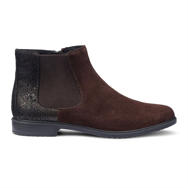 Tenby Boots