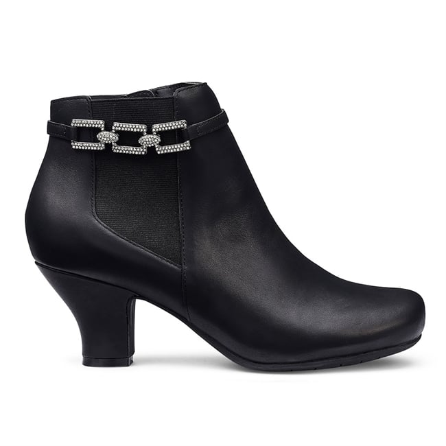 Verse Boots