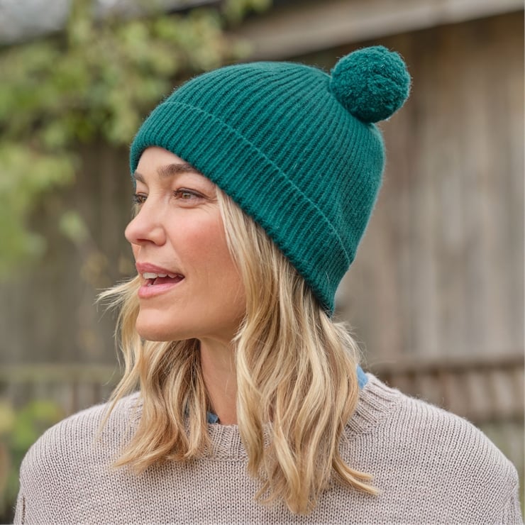 Essential Lambswool Hat