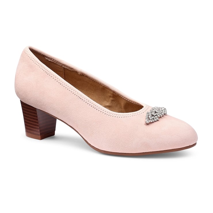 Strut Heels