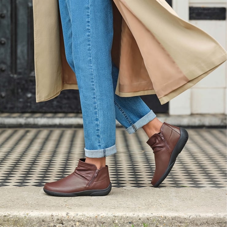 Murmur Boots