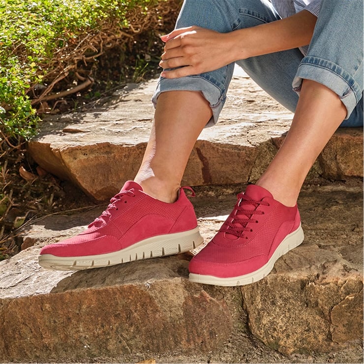 Gravity II Sneakers