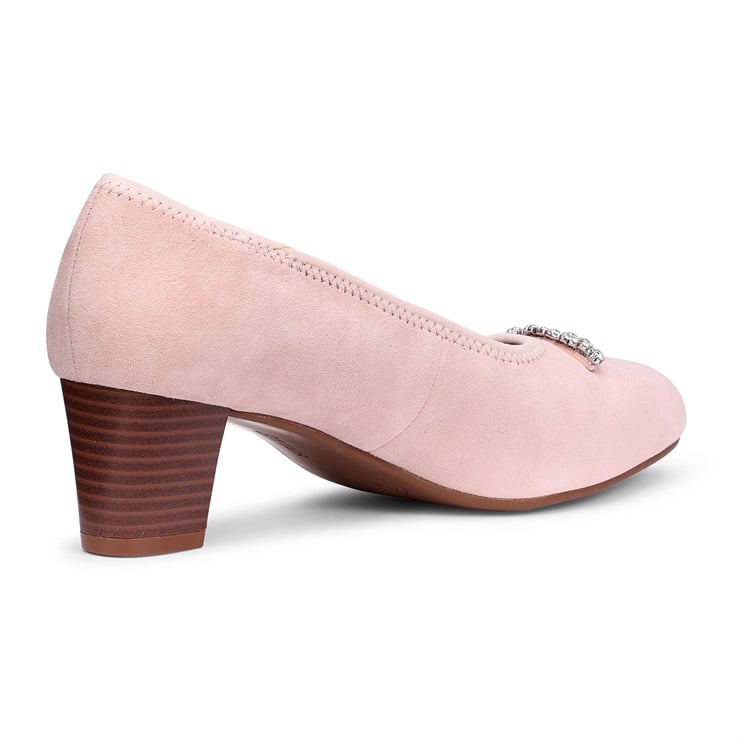 Strut Heels