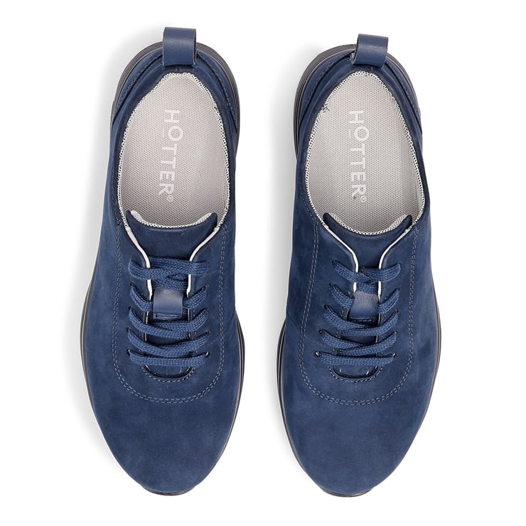 Cosmos Trainers