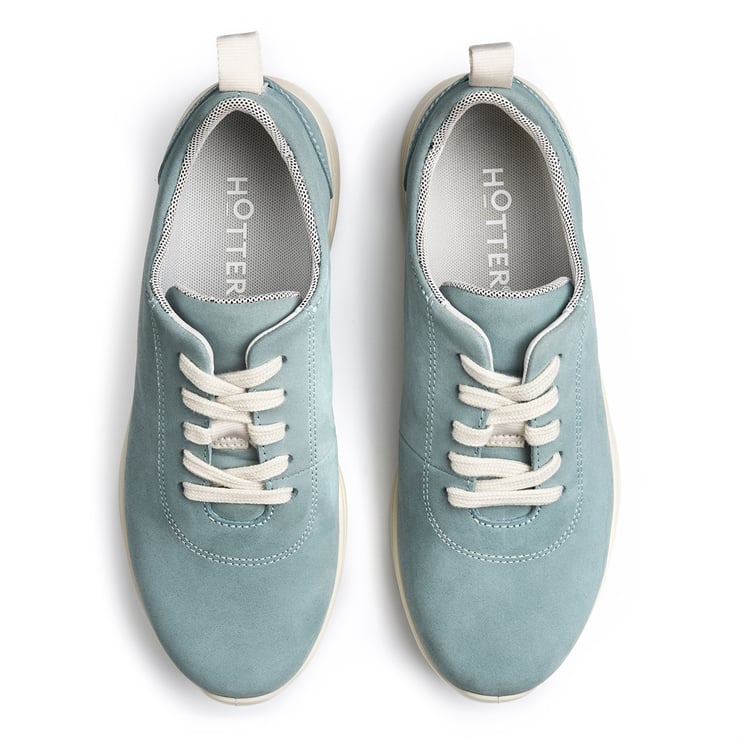 Cosmos Trainers