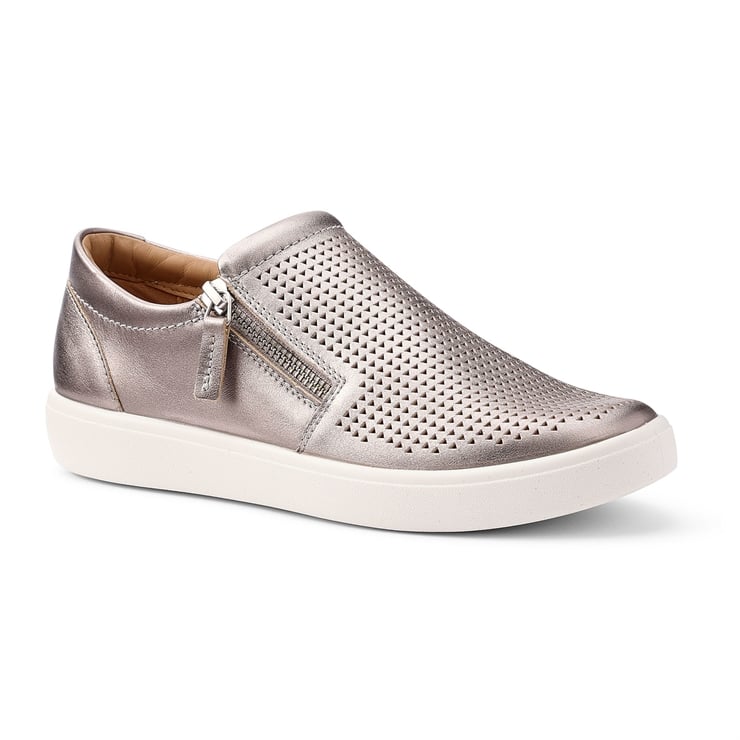 Daisy Trainers