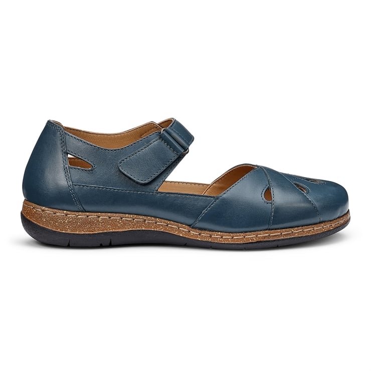 Devi Shoes