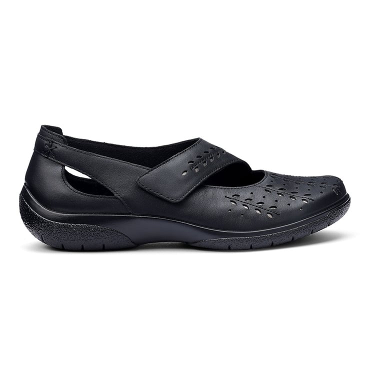 Daphne Shoes