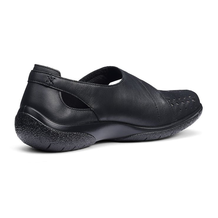 Daphne Shoes