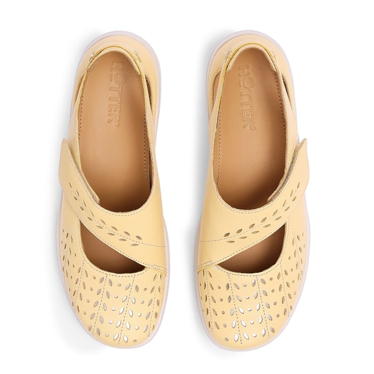 Daphne Shoes