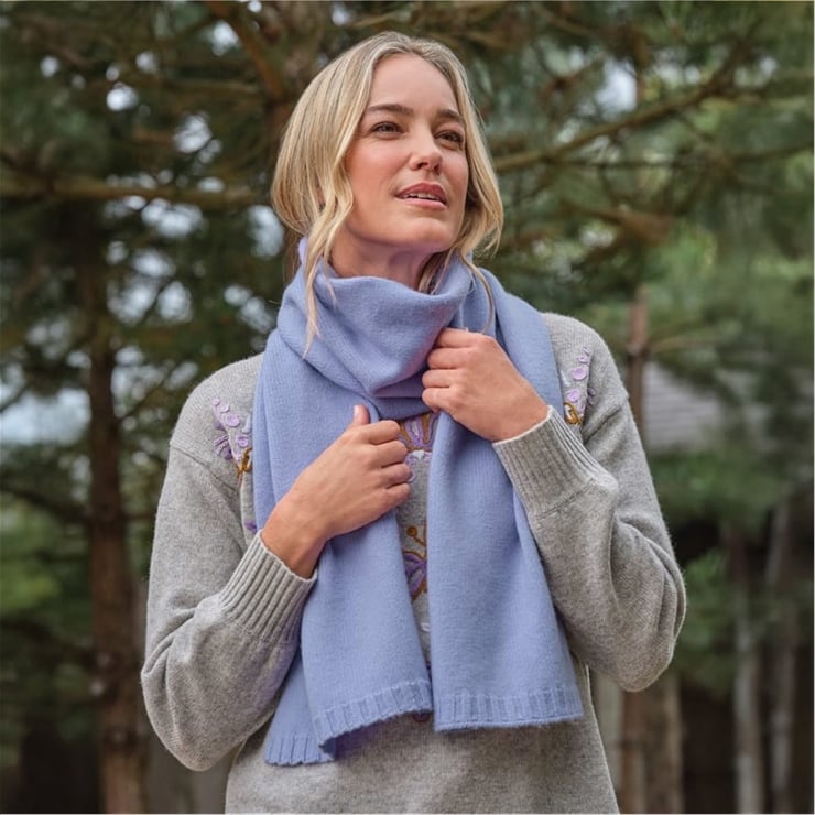 Essential Lambswool Scarf