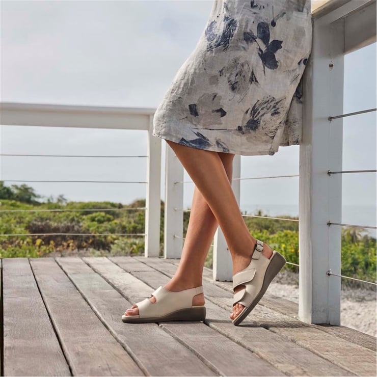 Easy II Sandals