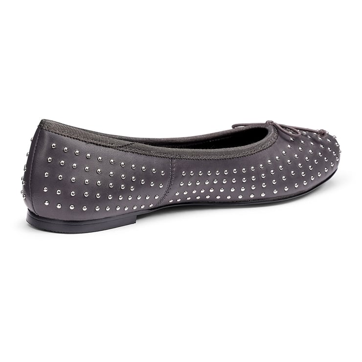 Ebba Shoes
