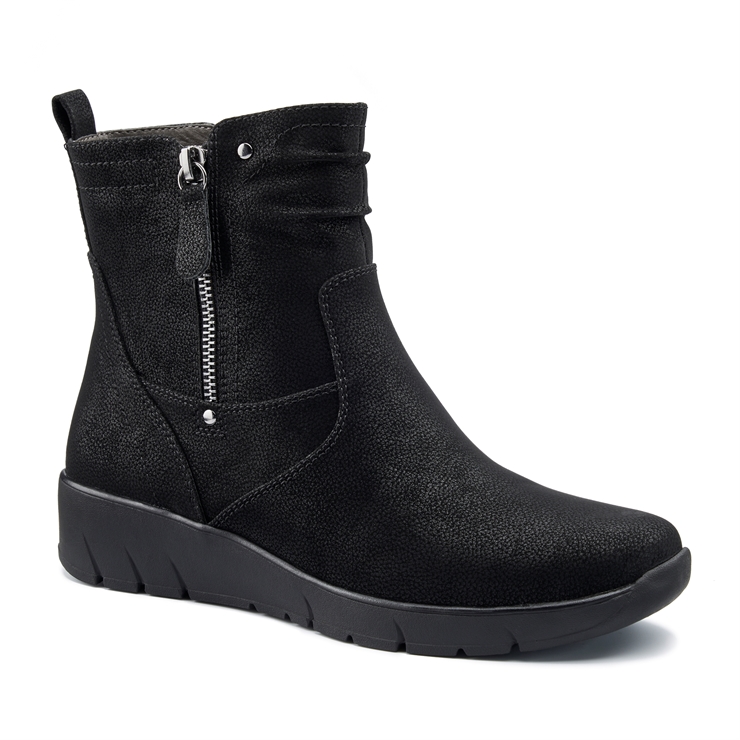 Epsom Boots